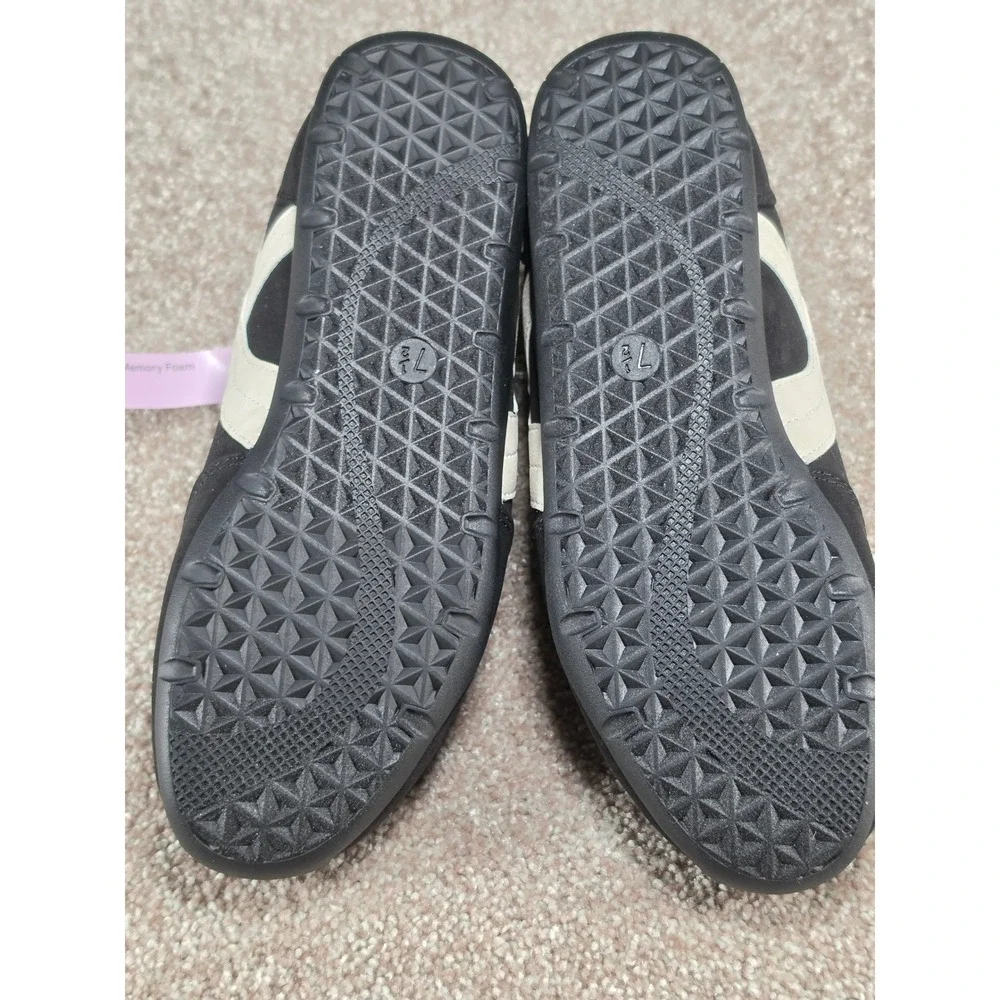Wild Fable Chandler Black Cream Retro Low Profile Sneakers Memory Foam 7.5 NEW
